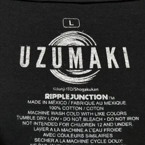 Junji Ito horror manga T-shirt size large