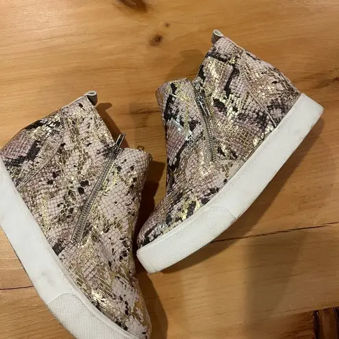 Soda  Snakeskin Platform Sneakers