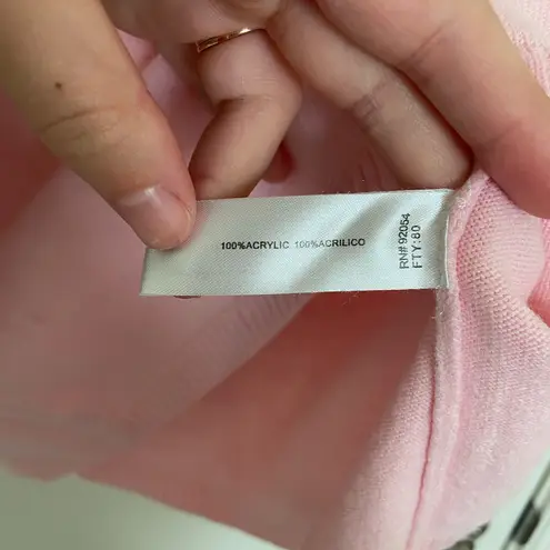 EUC | Women’s pastel light pink acrylic soft crewneck sweater — medium