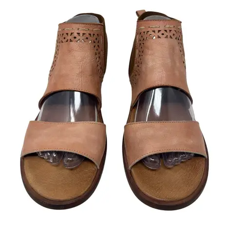 Sundance Veracruz Artisans Light Pink Leather Sandals EU 41