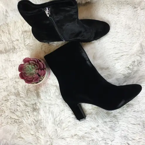 Ralph Lauren NWT Lauren  Black Velvet Ankle Boots