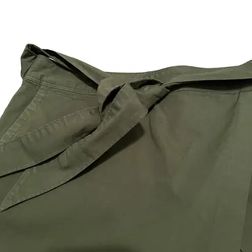 Vineyard Vines  Green Skorts‎ with Tie in Front Size 2 thumbnail 4