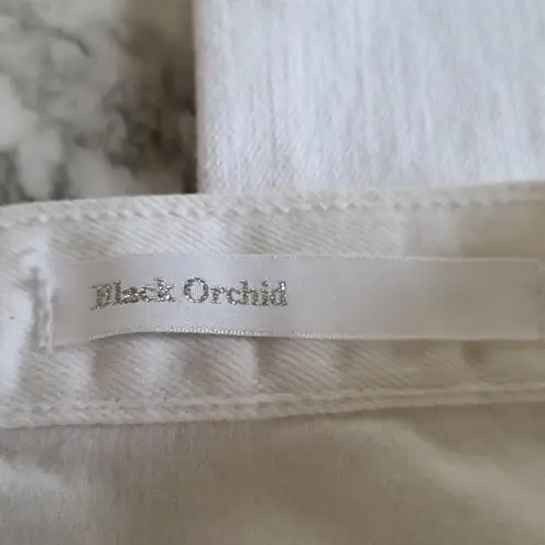 Neiman Marcus Black Orchid boyfriend jeans size 27