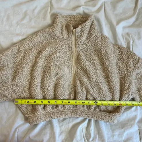 SheIn Neutral Beige Fuzzy Two Piece Co-ord Lounge Sweatpants Set Size Medium - Image 6