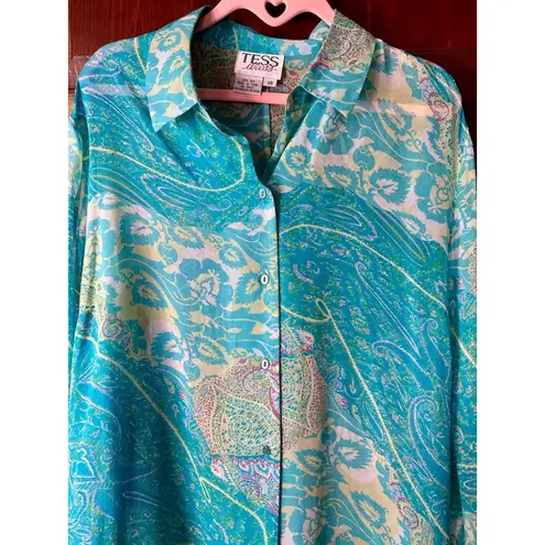 VINTAGE NWT Tess Dress Sz 18 (runs small) Sheer Silk 1/2 Button Paisley Blouse Blue Size L