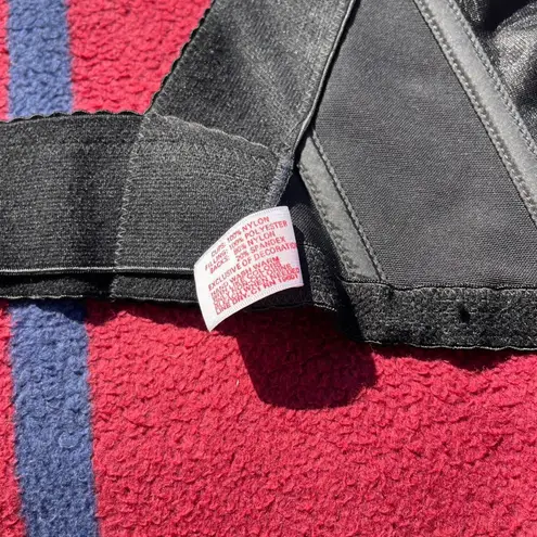 Vintage Lady Marlene Black Lace Bustier Corset bra strapless classic chic Size 36