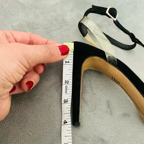 Dressy clear vinyl/sequin pumps🌟🌟🌟 Black Size 7