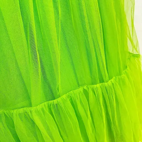 Monique Lhuillier ML Afterglow Gown in Fluorescent Green Size US 4