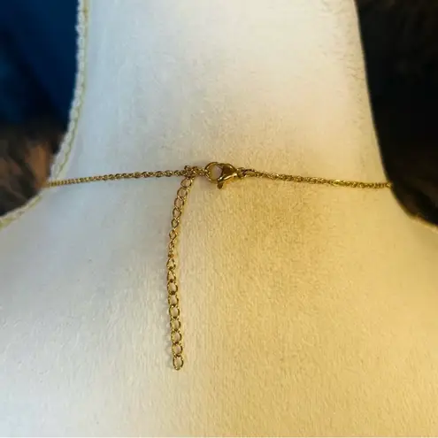 Handmade Handcrafted cowhide vintage gem cameo pendant on chain necklace