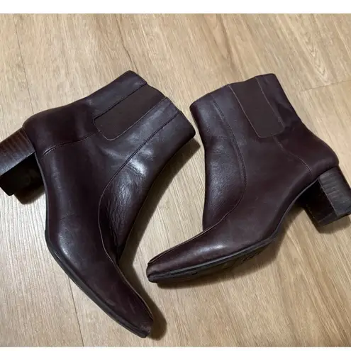 Bandolino Brown Y2K Leather Block Heel Ankle Boots – Size 9M Square
