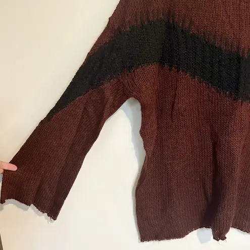 Moon River Maroon and Black Oversized Knit Sweater - Large