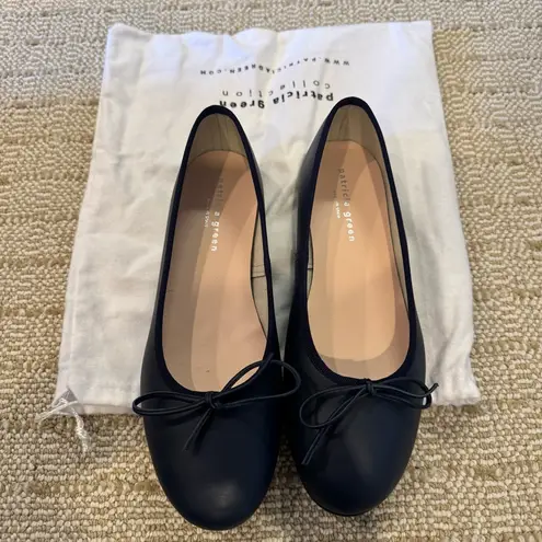 Patricia Green skim navy blue ballerina flats Size 9