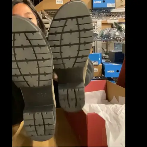 Munro Dekkie Sandals, Size 10.5, New in Box MSRP $160