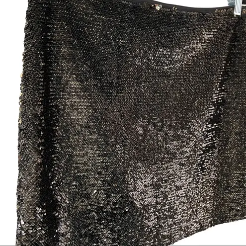 Bishop and Young Gold/Black Sequin Mini Skirt Size M