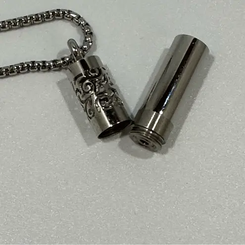 Essential Oil Perfume Diffuser Aromatherapy Pendant Necklace Stainless Steel Silver