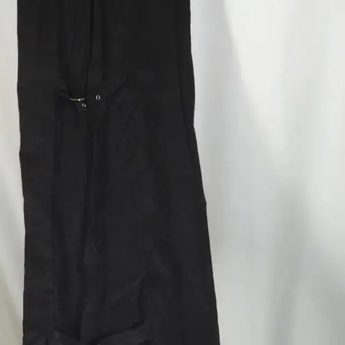 Halara NWT dark gray/black side leg suede feel pant with side buckles. Size M