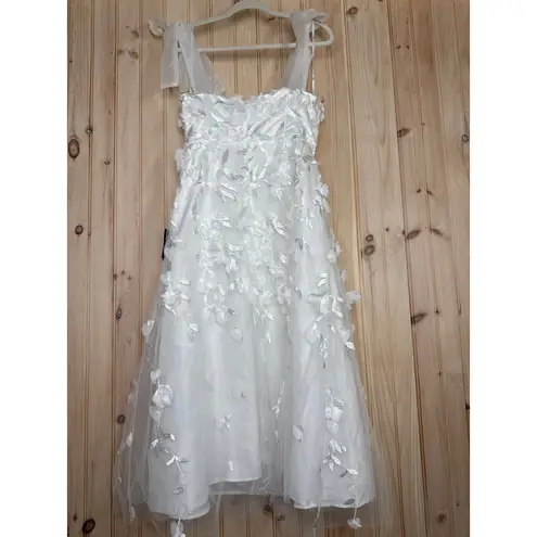 NWT Lulus Effortlessly Sweet White Tulle 3D Floral Tie