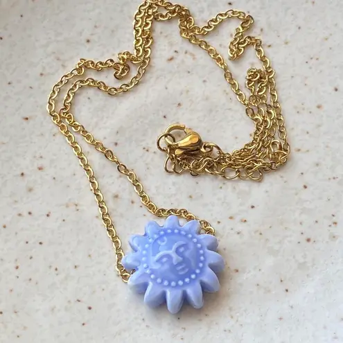 Handmade gold tone stainless steel & ceramic sun boho retro vintage style necklace☀️