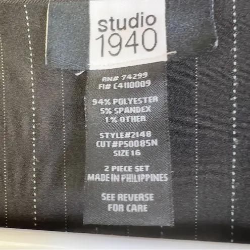 Studio 1940 SZ. 16 Black Button Front Jacket w/White Pin Stripe & Should…