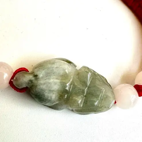Frog Carving Jadeite Bead red cord Bracelet