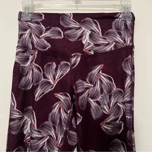 Champion Women’s Small Floral Print Cropped Leggings Purple Athletic Yoga Pants