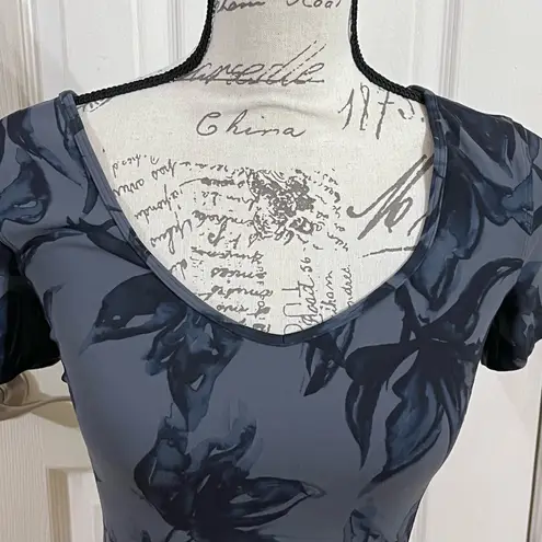 Lululemon  Align T-shirt