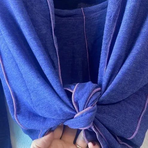 Hot skins purple lounge set L top small pants Size L