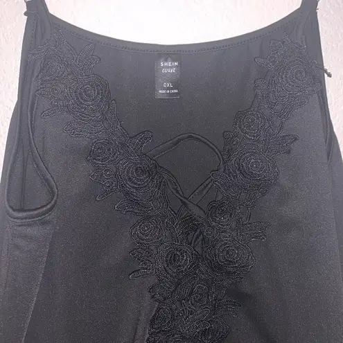 SheIn  Curve black appliqué lace up cami Bodysuit