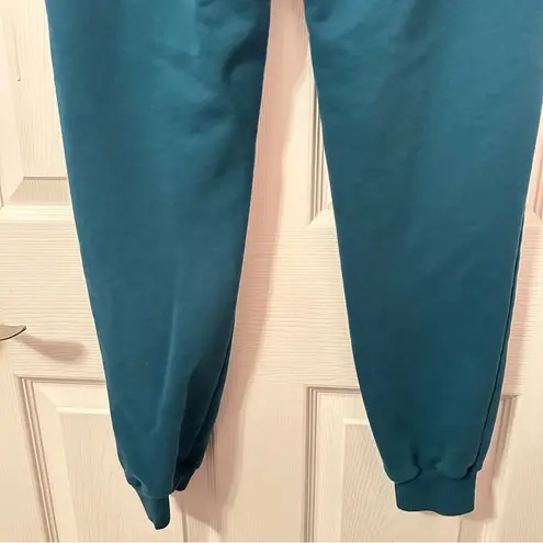 Zyia 93.  Active Joggers Size MEDIUM/WAIST:13.5”/RISE:12”/INSEAM:29”