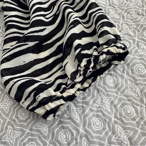 J. Crew Zebra Print Long Sleeve Mock Neck Blouse Ivory Black Lined Size M Size M