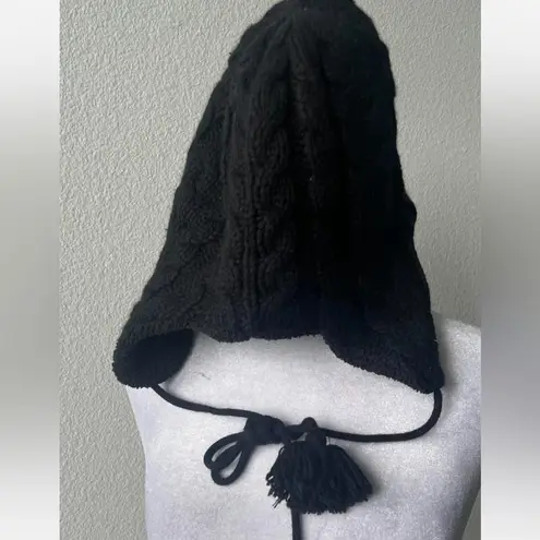 J.Crew  Black Cable Knit Pom Pom  beanie