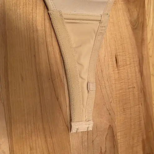 Wacoal Staying Power Wire Free Strapless Bra NWOT - 34B