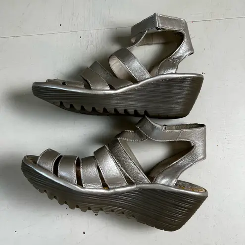 Fly London - Yeba Wedge Sandal Platform Strappy Lugged Sole Summer Resort Beach