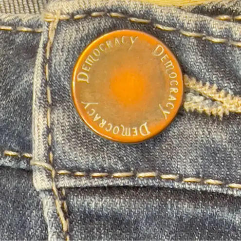 Democracy ‘AbSolution’ High Rise Straight-Leg Jeans Size 16 Medium Wash Raw Hem