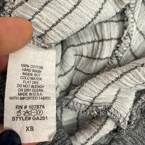 Comfy USA Heather Gray Elastic Waist Pull On Cropped Pants Size XS