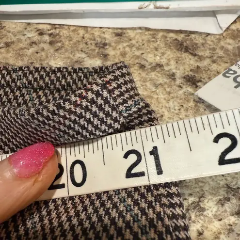 Roz & Ali Gray Ankle Cropped Pants