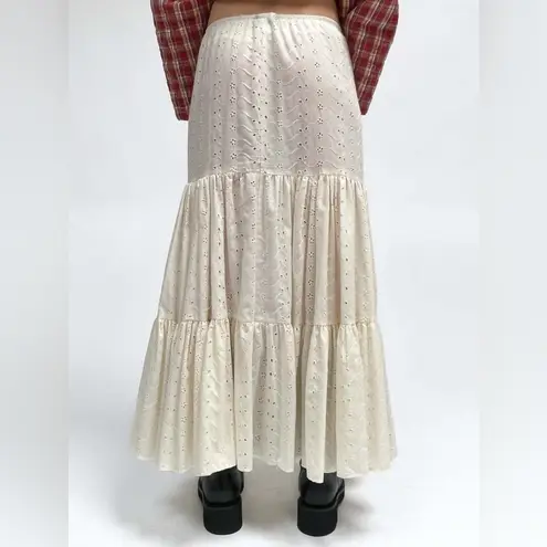 Eyelet Tiered Vintage Ruffle Maxi Skirt (1) White