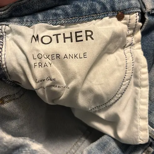 Mother Women’s Looker Ankle Fray Distressed Denim Jeans in Love Gun