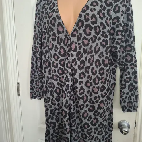 Torrid  Sz 3  Leopard Print Cardigan - Image 4