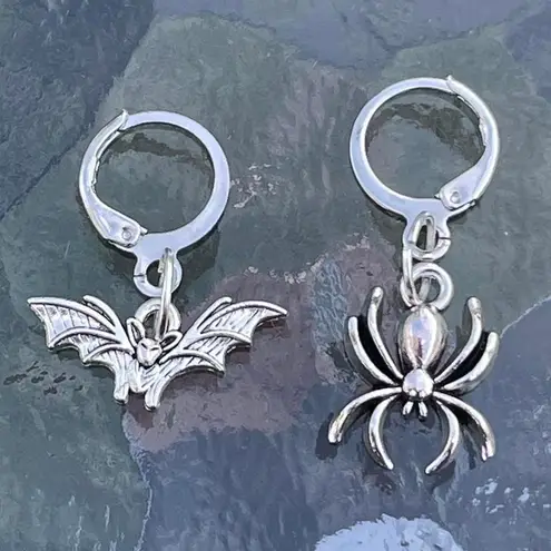 Handmade Silver Y2k Bat Spider Hoop Earrings , Punk Goth Boho Silver Hoop