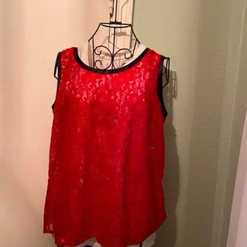 Dolce & Gabbana  Sleeveless lace top red size 8