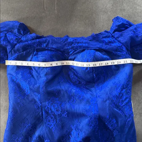 Women’s Full Length Blue Mermaid Fit Off the Shoulder Formal Dress Train Size 18