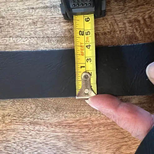 NWT Womens Black Faux Leather Belt Sparkling Rhinestone Oval Buckle Size S Chic