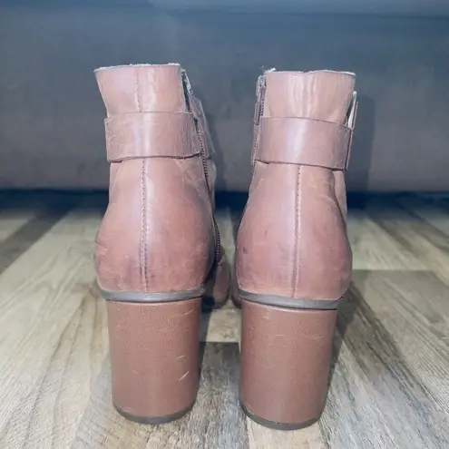 Kork-Ease Korks Women's Dark Brown Leather Hanska Block Heel Ankle Booties size 9