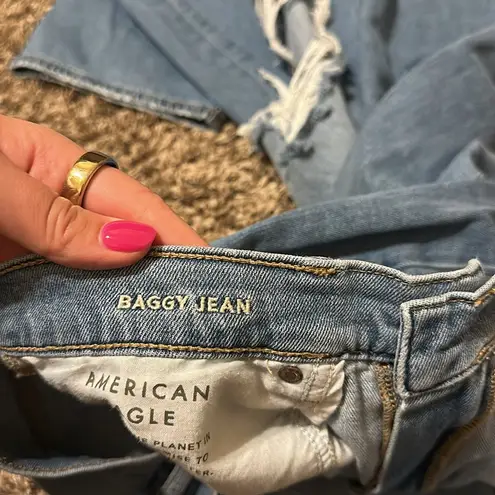 American Eagle  Baggy Jean Size 14 Blue Distressed