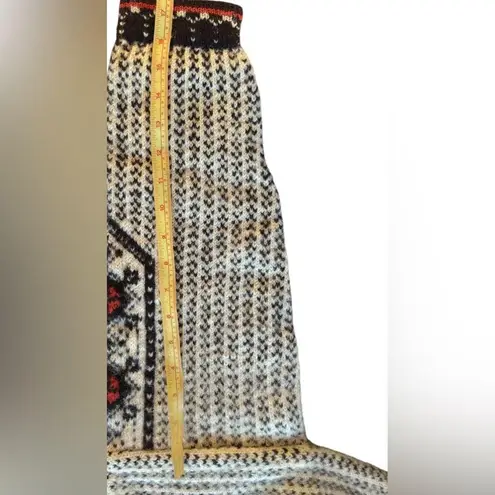 VTG Wool Chunky Knitted Cardigan Sweater M Black Cream Red Metal Scroll Buttons Size M