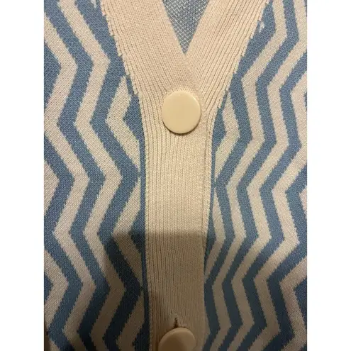 Qu Style Retro Funky Cardigan Sweater One Size Blue White Contemporary Modern