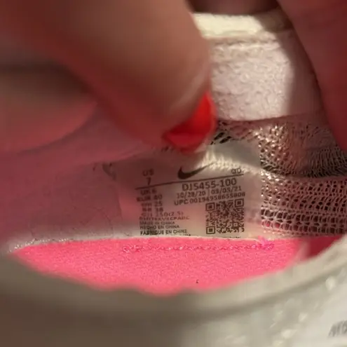Nike  White and Pink Athletic Shoes for Performance Alphafly Next% Flyknit. thumbnail 4