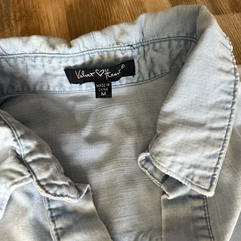 Velvet Heart Half Sleeve Blue Shirt - Size M - Light Wash