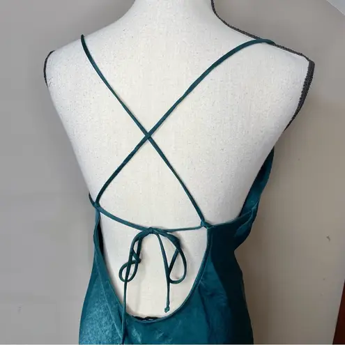 Resa Madison Spaghetti Strap Midi Slip Dress in Emerald Green Medium NWT